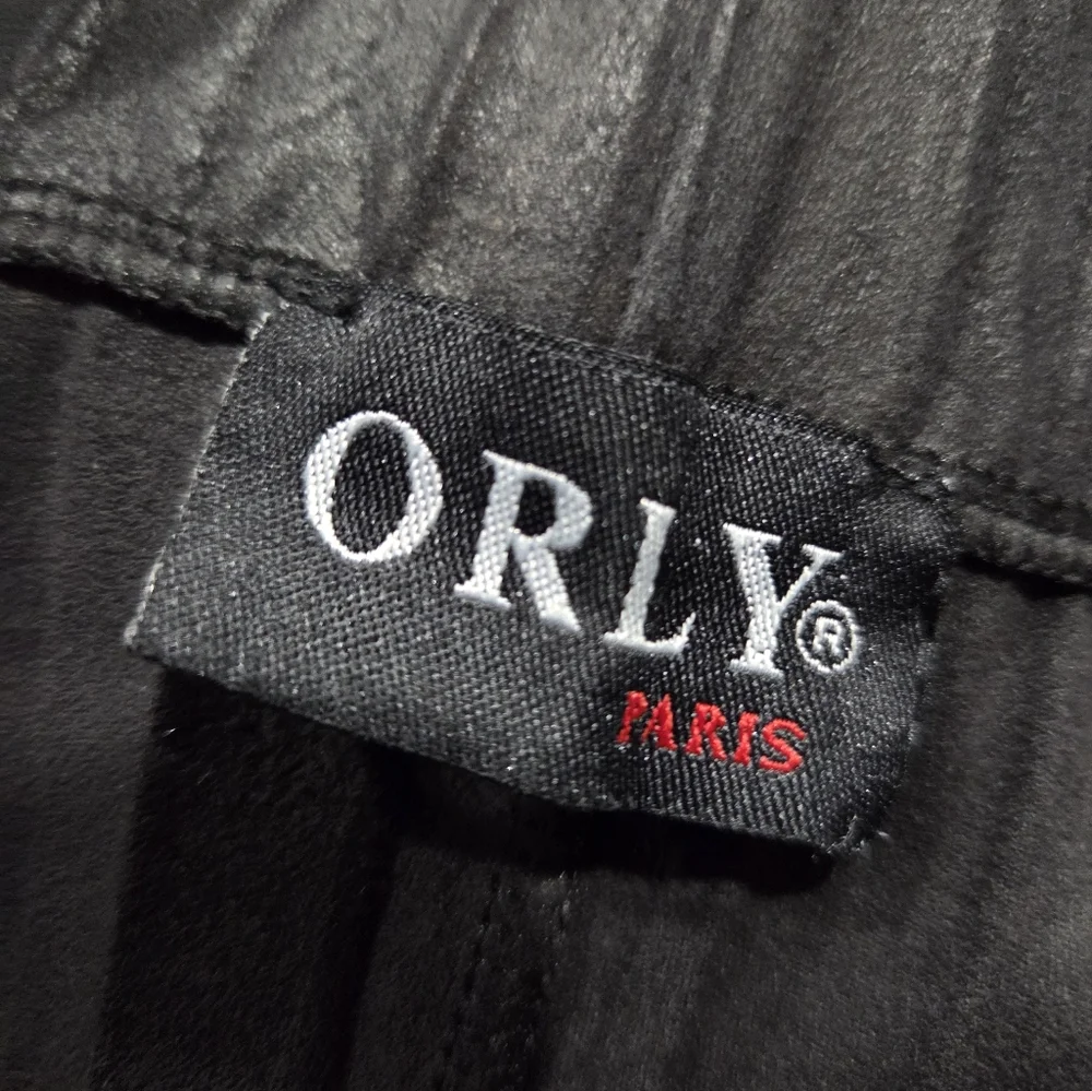 ORLY MADE IN FRANCE BLACK CLASSIC PEBBLE FAUX LEATHER SKIRT SIZE MED